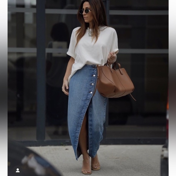 Zara Dresses & Skirts - Zara XS Z1975 Denim Cross Over Button-Front Midi Skirt